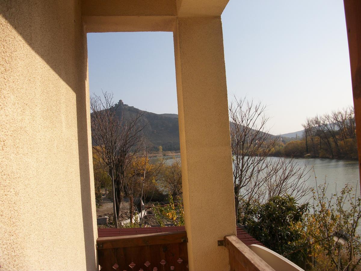 Villa Piano Mtsʼkhetʼa Buitenkant foto