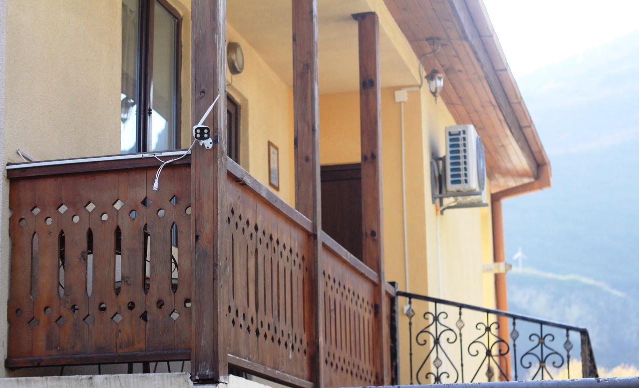 Villa Piano Mtsʼkhetʼa Buitenkant foto